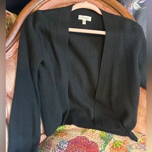 Gorgeous Neiman Marcus Cashmere 100% cashmere sweater black - Super Soft!